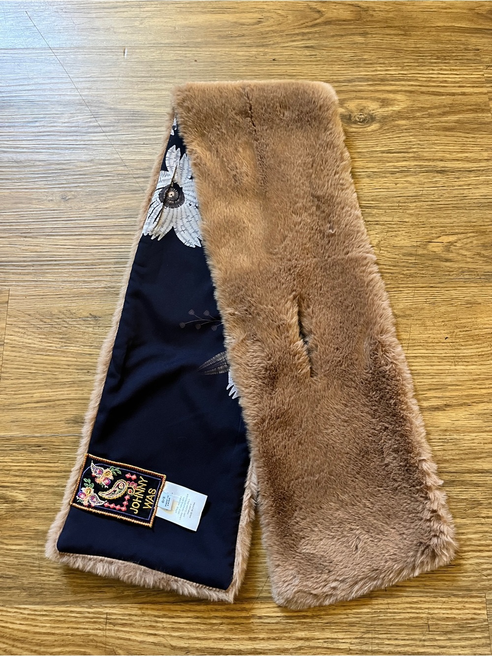 Johnny Was Brown Faux Fur Pull-Through Scarf Floral Silk Lining Quiet Luxury OS